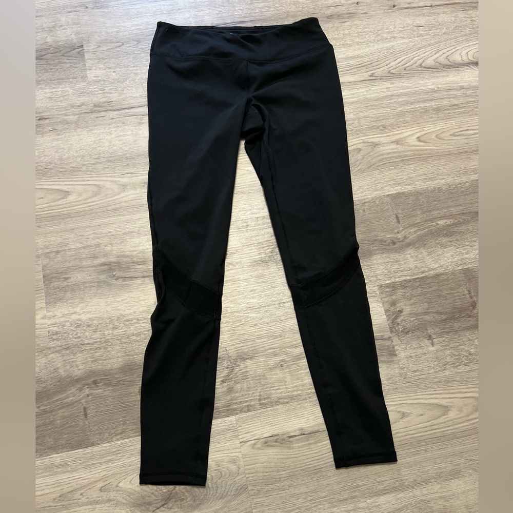 3 pair of women’s leggings Size M